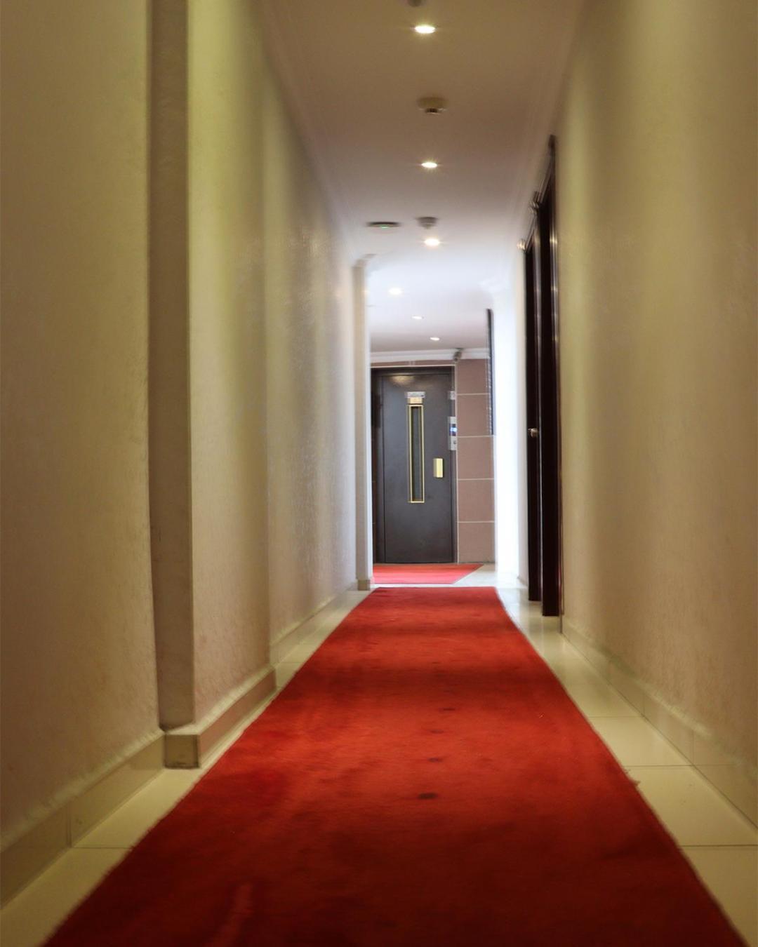 Red White Hotel Istanbul Exterior photo